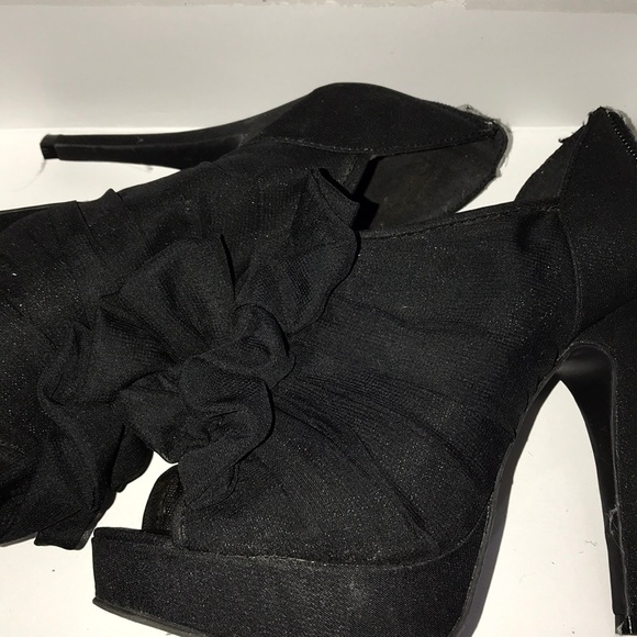 Nine West heels - Picture 3 of 3